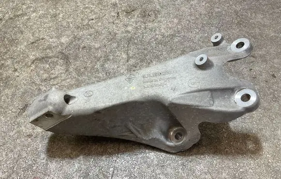 Audi E-tron GT Engine mount bracket 9JJ199208D