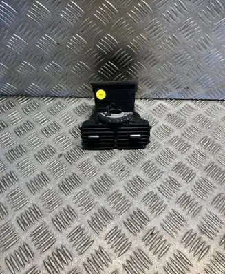 Volkswagen Jetta VI Other center console (tunnel) element 5C6819203