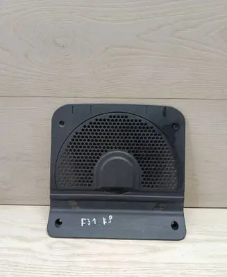 BMW 3 F30 F35 F31 Subwoofer grill/trim 9290908