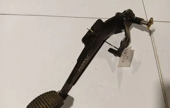 Peugeot 407 Clutch pedal 9654165180