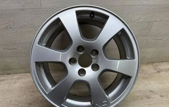 Volvo XC60 R17 alloy rim 30671480