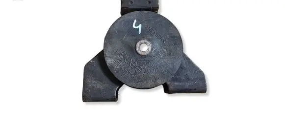 Suzuki Ignis Gearbox mounting bracket 