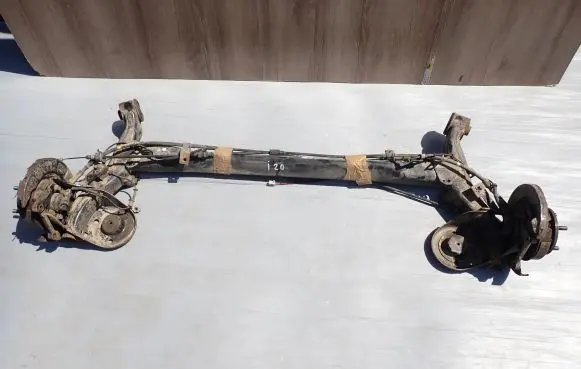 Hyundai i20 (PB PBT) Rear beam 