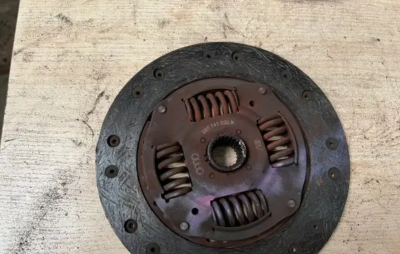 Audi A4 S4 B5 8D Clutch pressure plate 050141033K