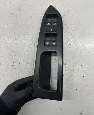 Volkswagen Touran I Electric window control switch 1T1867371H 1K4959857B