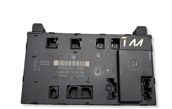 Mercedes-Benz CLK A209 C209 Door control unit/module 2098201926