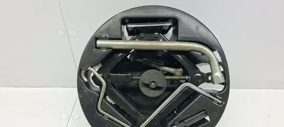 Fiat Panda II Tool set 