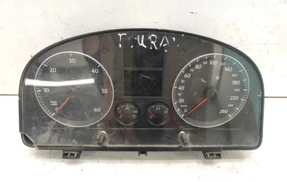 Volkswagen Touran I Speedometer (instrument cluster) 1T0920861A 110080217019