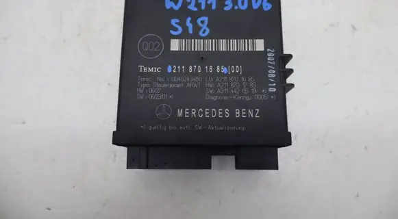 Mercedes-Benz E W211 Tailgate/trunk control unit/module 2118701685