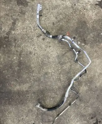 Audi Q5 SQ5 Air conditioning (A/C) pipe/hose 8R1260712