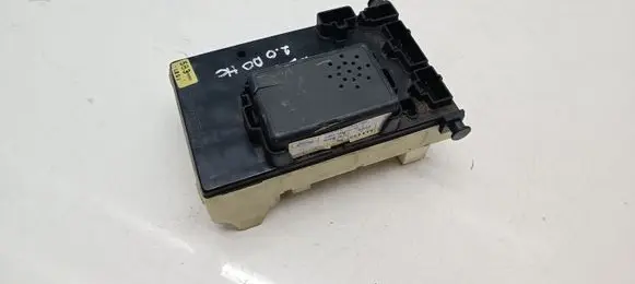 Ford Mondeo MK I Fuse module 93BG14K150AC