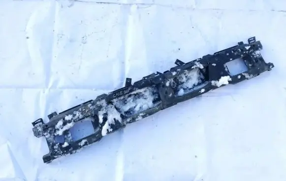 Volkswagen Golf III Front bumper cross member