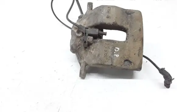 Mercedes-Benz C W204 Front brake caliper
