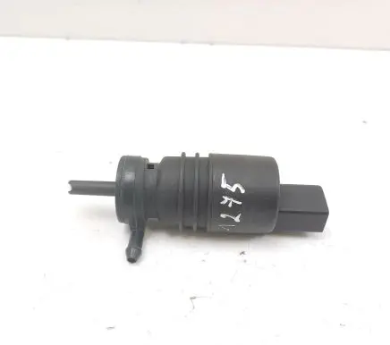 BMW X5 E53 Windscreen/windshield washer pump