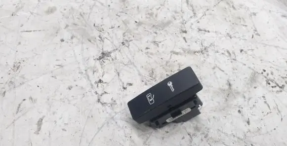Volkswagen Touareg I Central locking switch button 7L662125