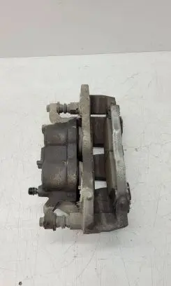 Chrysler Pacifica Front brake caliper 17986801