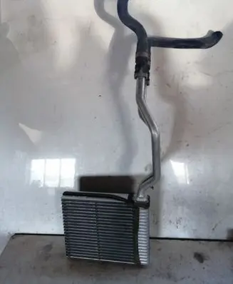 Ford C-MAX I Heater blower radiator VP3M5H18476FA