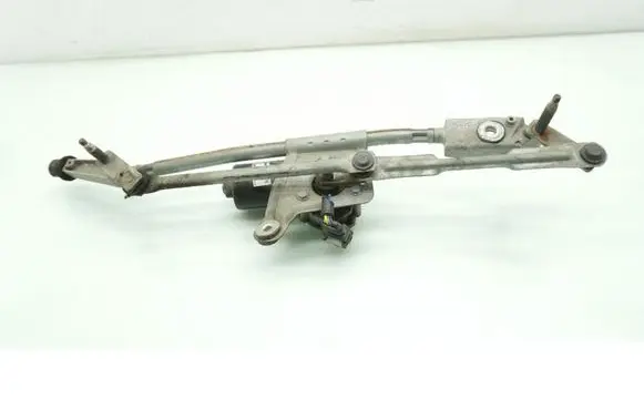 Volvo V70 Front wiper linkage and motor 8648343