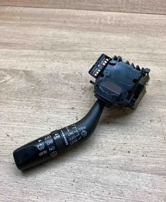 Mazda 6 Wiper control stalk 17B122