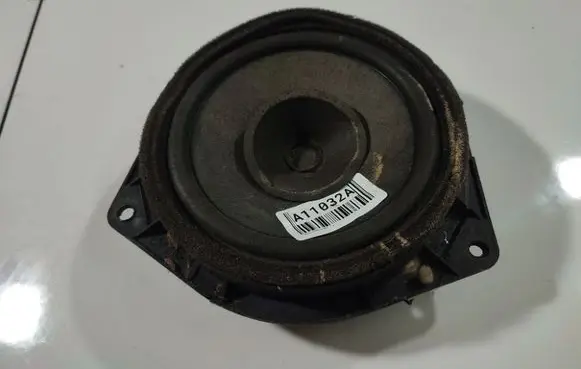 Toyota Corolla E120 E130 Front door speaker 8616002370