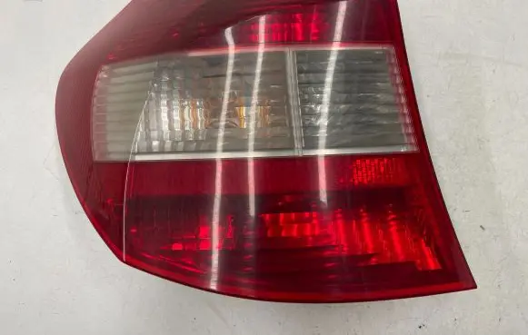 BMW 1 E81 E87 Rear/tail lights E02F00 021864