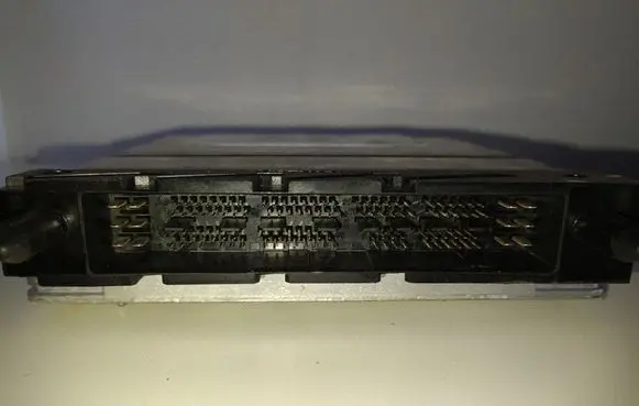 Volvo XC90 Engine control unit/module 0281010319 28SA5360