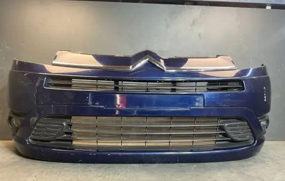 Citroen C4 I Picasso Front bumper 9654196177