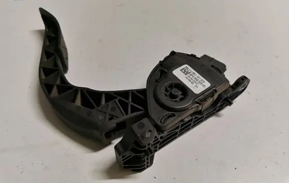 Audi A5 8T 8F Accelerator throttle pedal 8K1721523