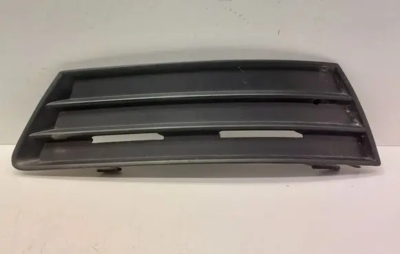 Volkswagen PASSAT CC Front bumper lower grill 3C8853665B