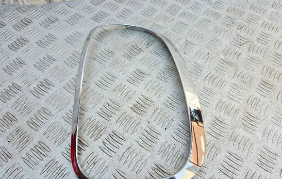 Mini Cooper Countryman R60 Rear/tail light trim molding 0344403