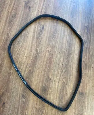 Cadillac CTS Rear door rubber seal (on body) 25745710