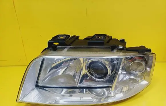 Audi A6 S6 C5 4B Headlight/headlamp 