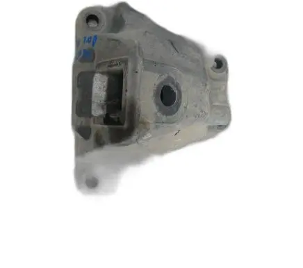 BMW 5 F10 F11 Engine mount bracket 6793004