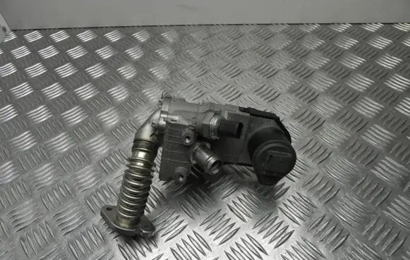 Mercedes-Benz C AMG W205 EGR valve A2741420519 VD12525