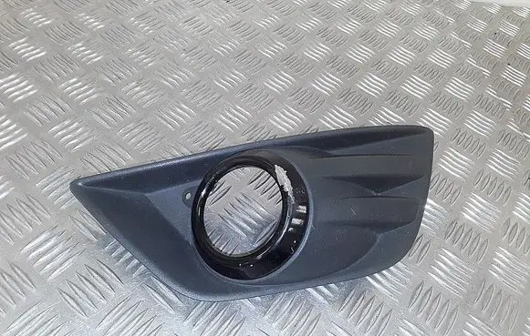 Ford Kuga I Front grill 8V4119953A
