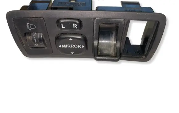 Toyota Corolla Verso E121 Wing mirror switch 183574