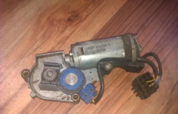 Sunroof motor/actuator