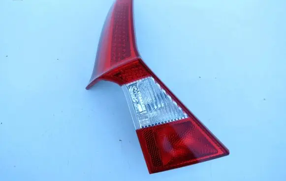 Volvo V70 Rear/tail lights H0US1NG
