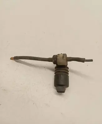 Volkswagen Transporter - Caravelle T4 Windscreen/windshield washer pump