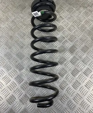Jeep Grand Cherokee WL Rear coil spring 68568762AB