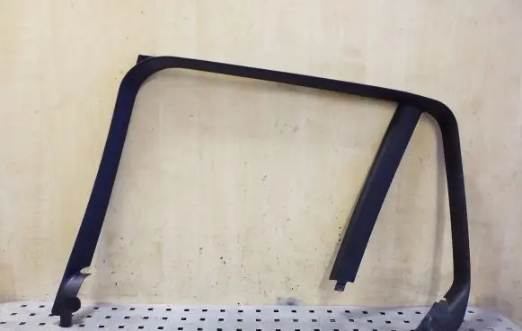Other rear door trim element