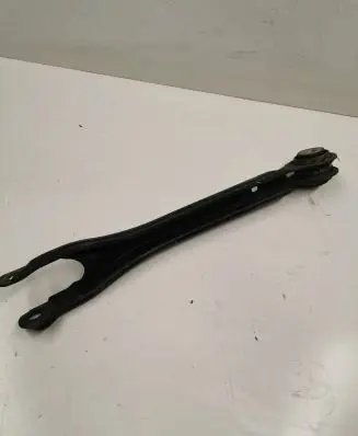 Mercedes-Benz C W205 Rear control arm A2043521205