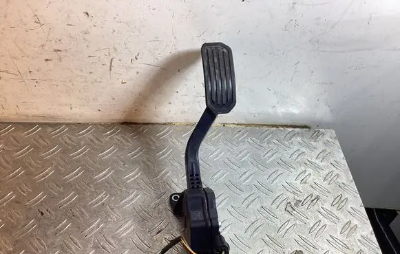 Lexus RX 450H Accelerator throttle pedal 7811033110 03P26C00038 1988008280
