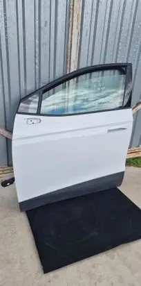 Volkswagen ID.4 Front door