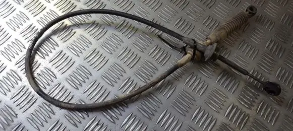 Gear shift cable linkage