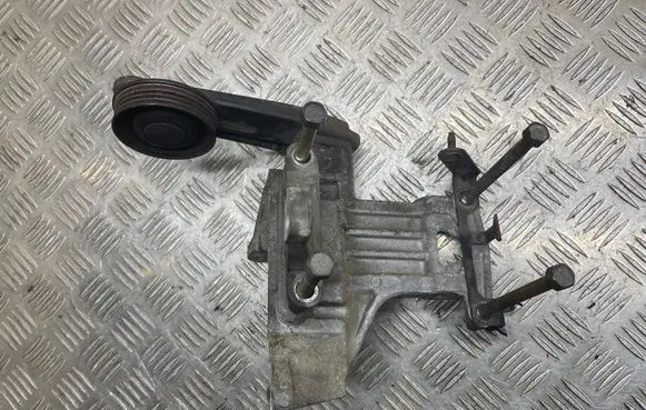 Subaru Forester SF A/C compressor mount bracket 