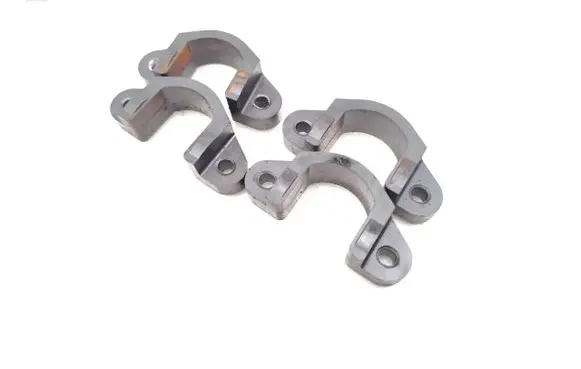 Mazda CX-7 Fuel Injector clamp holder ENGINER2AA