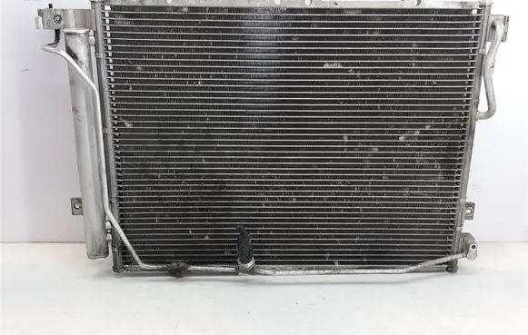 KIA Sorento A/C cooling radiator (condenser)