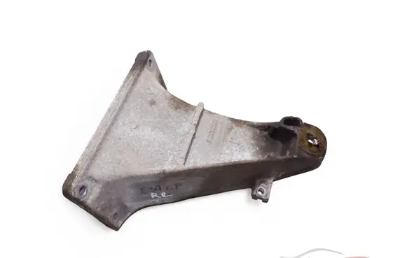 Engine mounting bracket