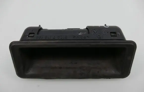 BMW 3 E90 E91 Tailgate/trunk/boot exterior handle 7118158
